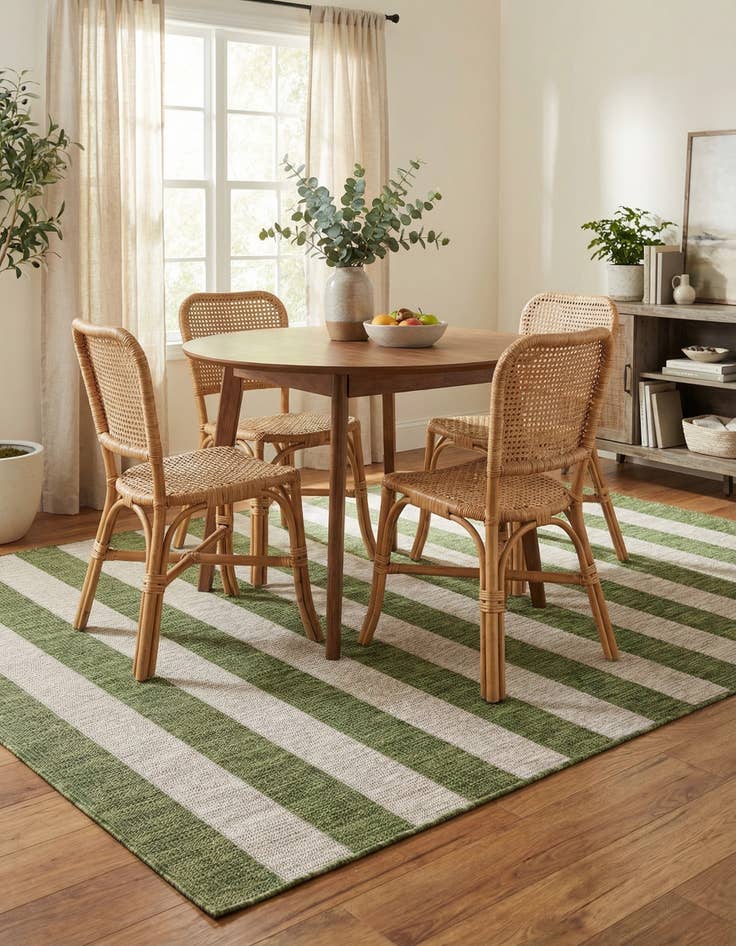 Detail image of 6' x 9' Easy-Clean Striped Indoor / Outdoor Rug