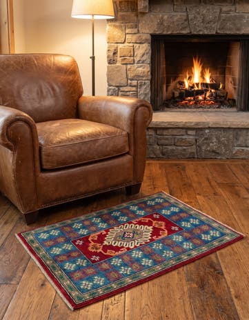 2' 7 x 3' 10 Hand Knotted Kazak Rug