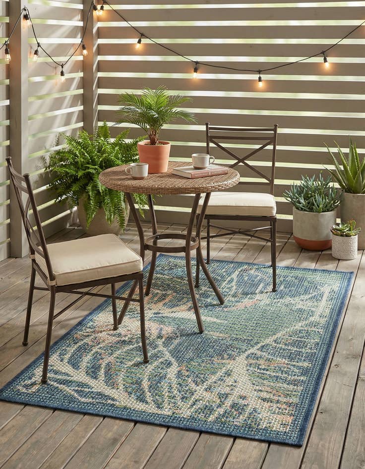 Detail image of 2' x 3'  Washable Baja Indoor / Outdoor Rug
