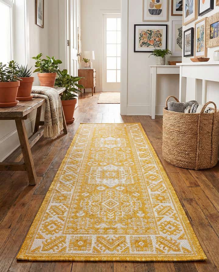 2' x 6' Easy-Clean Aztec Indoor / Outdoor Runner Rug