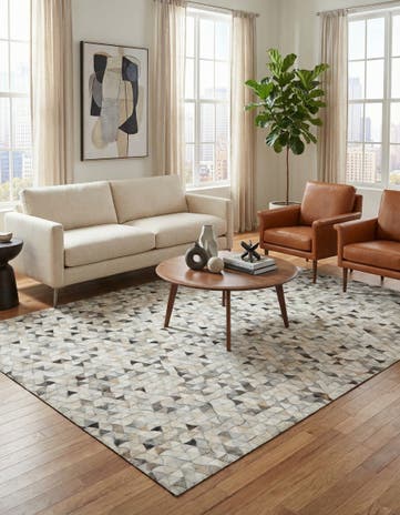 5' 1 x 7' 10 Cowhide Leather Rug