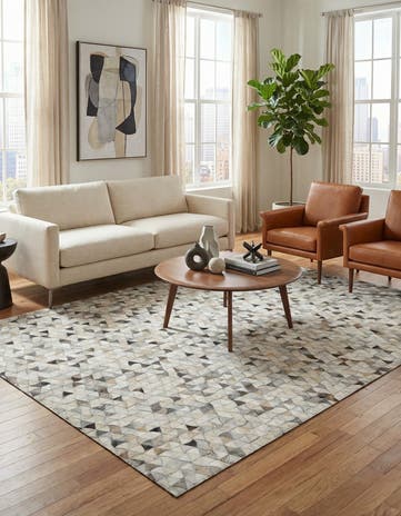 5' 1 x 7' 10 Cowhide Leather Rug