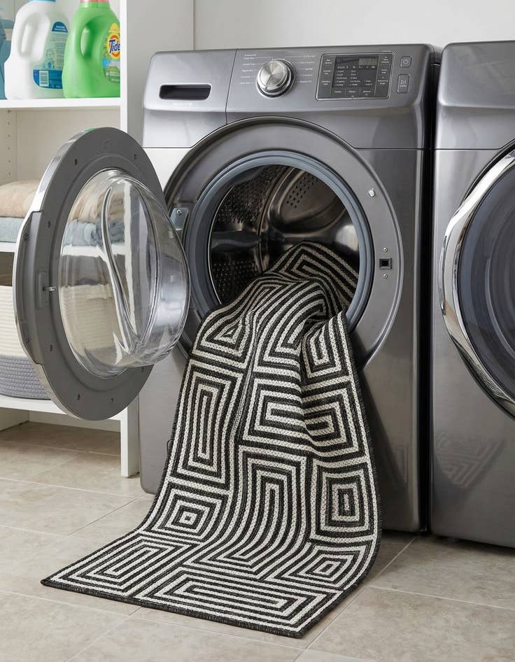 Detail image of 2' x 8'  Washable Modern Indoor / Outdoor Runner Rug