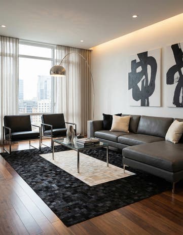 5' x 8' Cowhide Stocks Rug