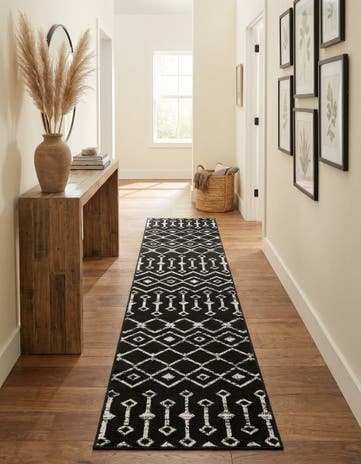 2' x 9' 10 Kasbah Trellis Runner Rug