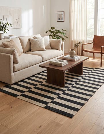 4' 4 x 5' 11 Hand Woven Kilim Modern Wool Rug