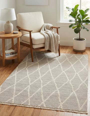 3' 8 x 5' 9 Hand Knotted Luna Rug
