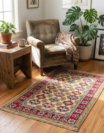 2' 8 x 4' 2 Hand Knotted Kazak Rug