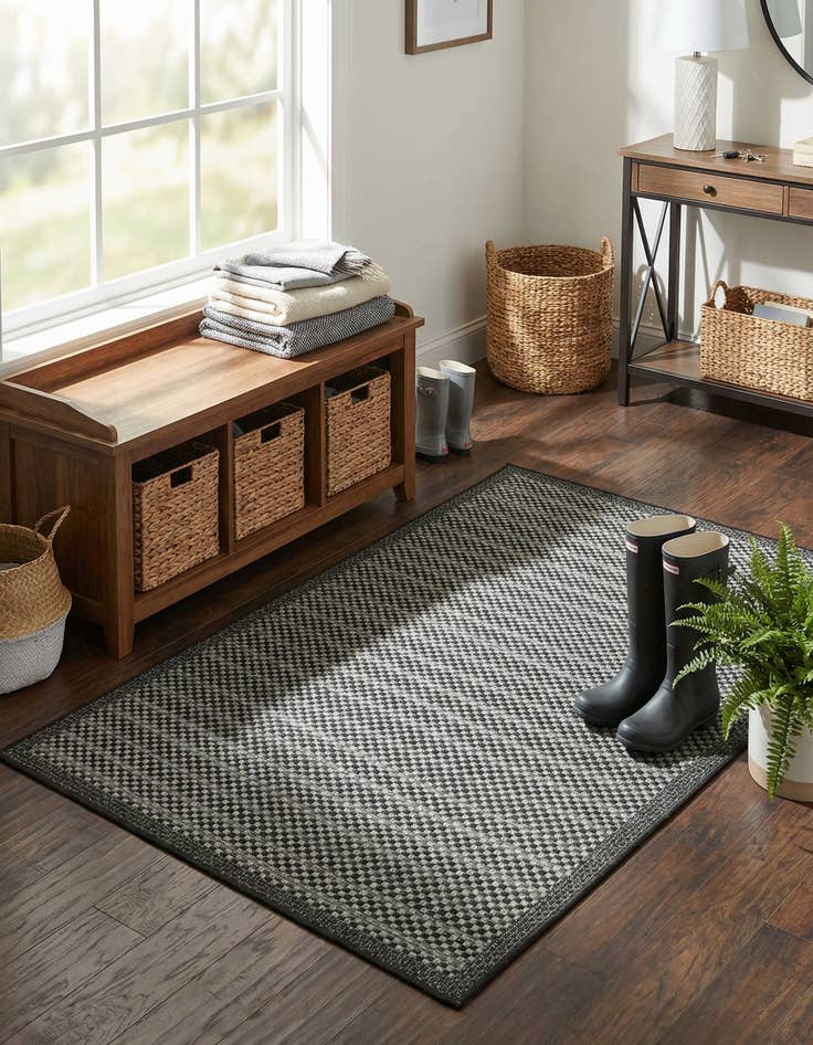 Detail image of 4' x 6'  Washable Border Indoor / Outdoor Rug