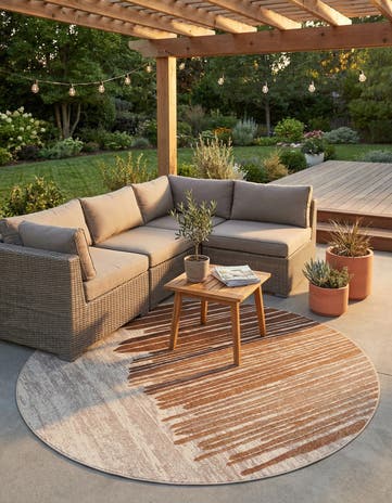 7' 10 x 7' 10 Easy-Clean Modern Indoor / Outdoor Round Rug