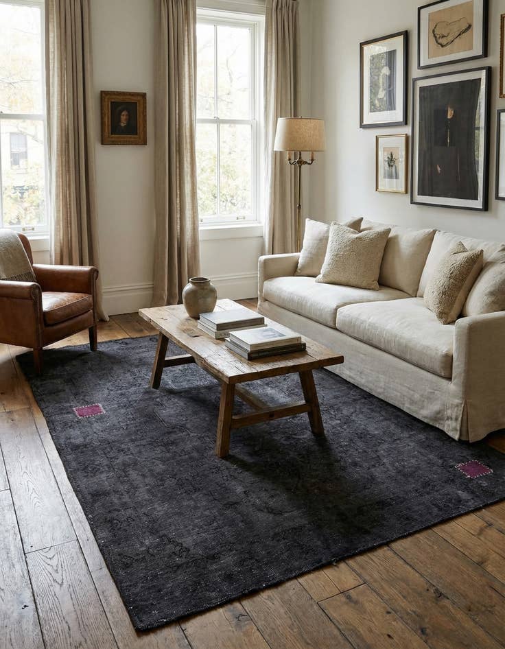 Detail image of 6' 5 x 8' 9  Hand Knotted Ultra Vintage Persian Wool Rug