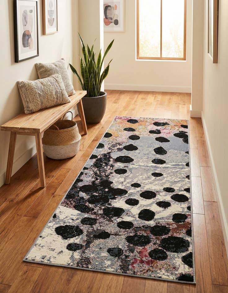 Detail image of 2' x 5'  Washable Modern Indoor / Outdoor Runner Rug