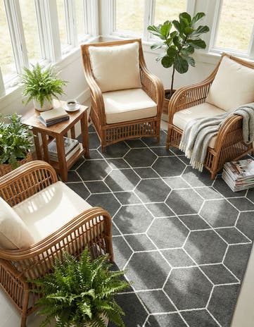 10' x 10' Lattice Frieze Square Rug