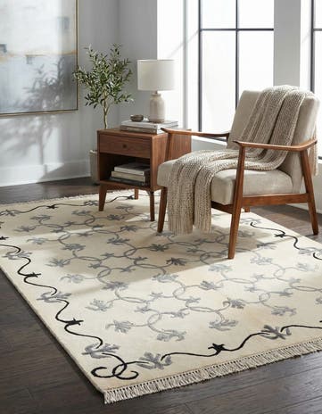 4' x 5' 11 Hand Knotted Darya Wool Rug