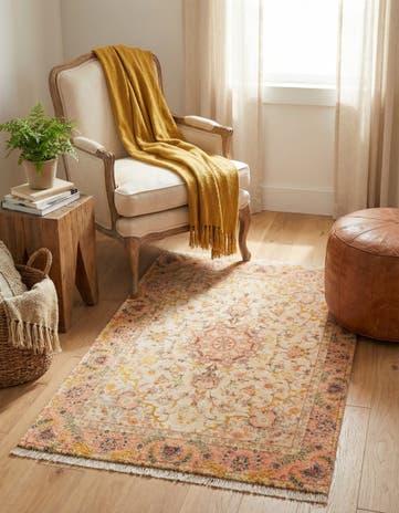 Ivory and Gold Boutique Rug
