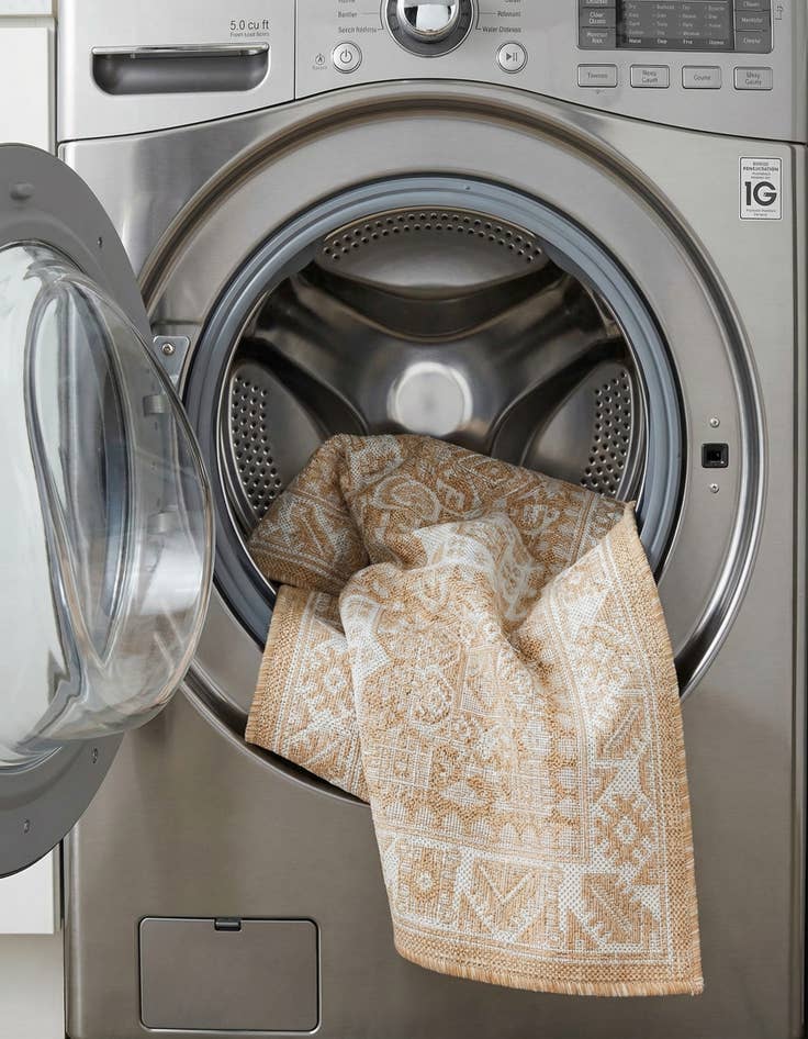 Detail image of 2' x 6'  Washable Aztec Indoor / Outdoor Runner Rug