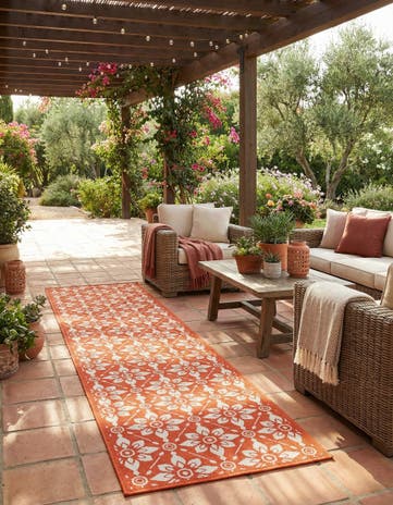 Rust Red Easy-Clean Lattice Indoor / Outdoor Runner Rug