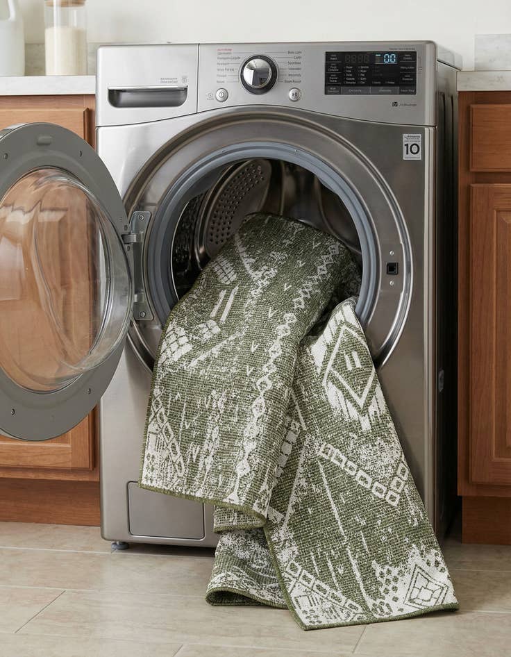 Detail image of 3' 3 x 14'  Washable Bohemian Indoor / Outdoor Runner Rug