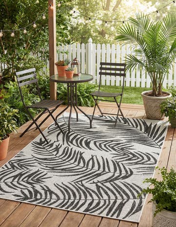 Charcoal Ivory Easy-Clean Botanical Indoor / Outdoor Rug