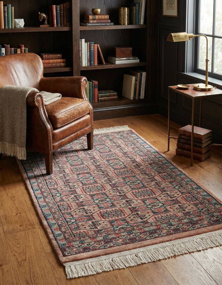 Detail image of 2' 8 x 4'  Hand Knotted Lahour Oriental Wool Rug