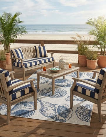 6' x 9' Easy-Clean Coastal Indoor / Outdoor Rug