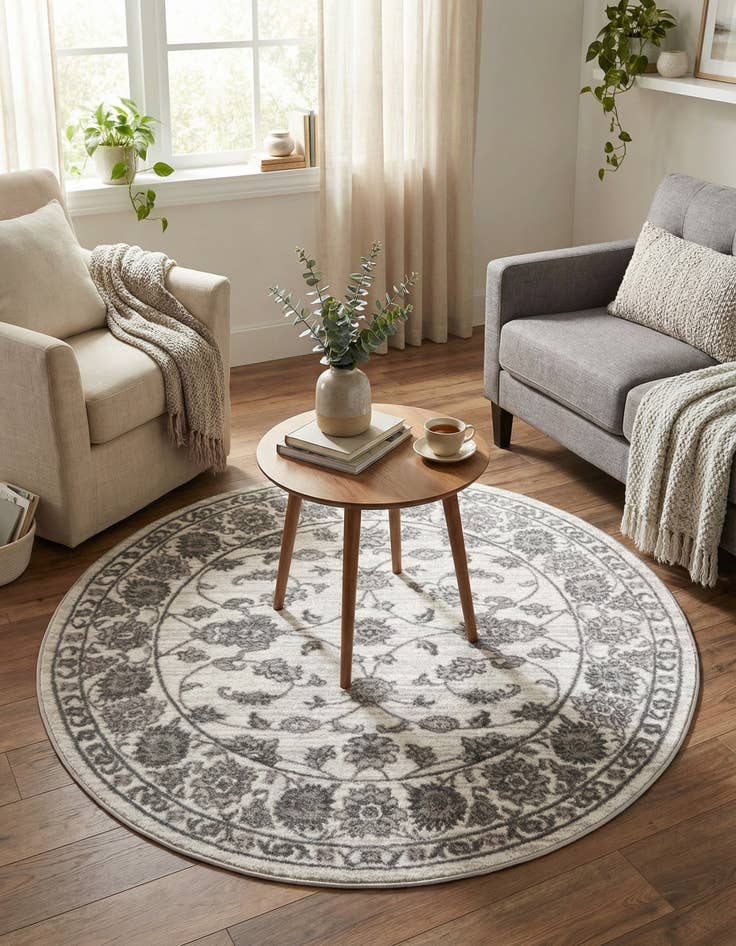 Detail image of 5' x 5' Boston Round Rug