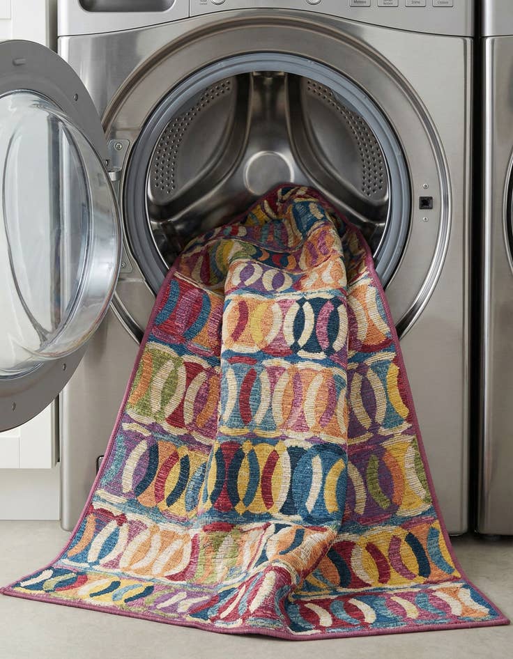 Detail image of 2' 7 x 10'  Washable Modern Indoor / Outdoor Runner Rug