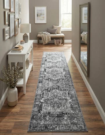2' 7 x 13' Medina Runner Rug