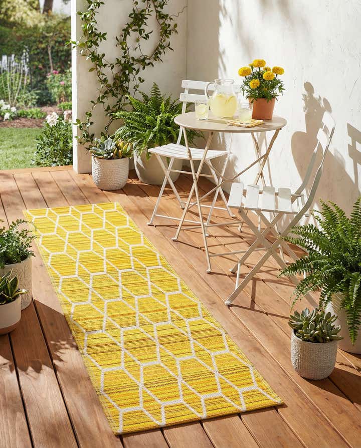 2' x 6' Easy-Clean Vista Breeze Indoor / Outdoor Runner Rug