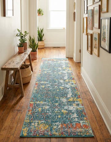 2' 7 x 10' Santiago Runner Rug