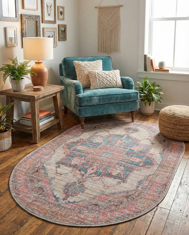 Detail image of 4' x 6' Washable Nostalgia Oval Rug
