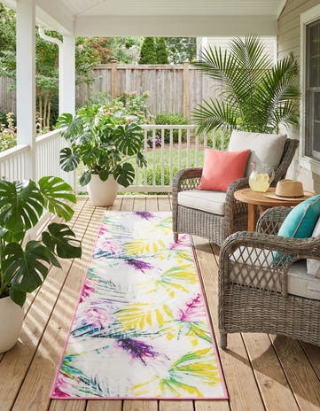 2' x 8' Easy-Clean Jill Zarin Caribbean Indoor / Outdoor Runner Rug
