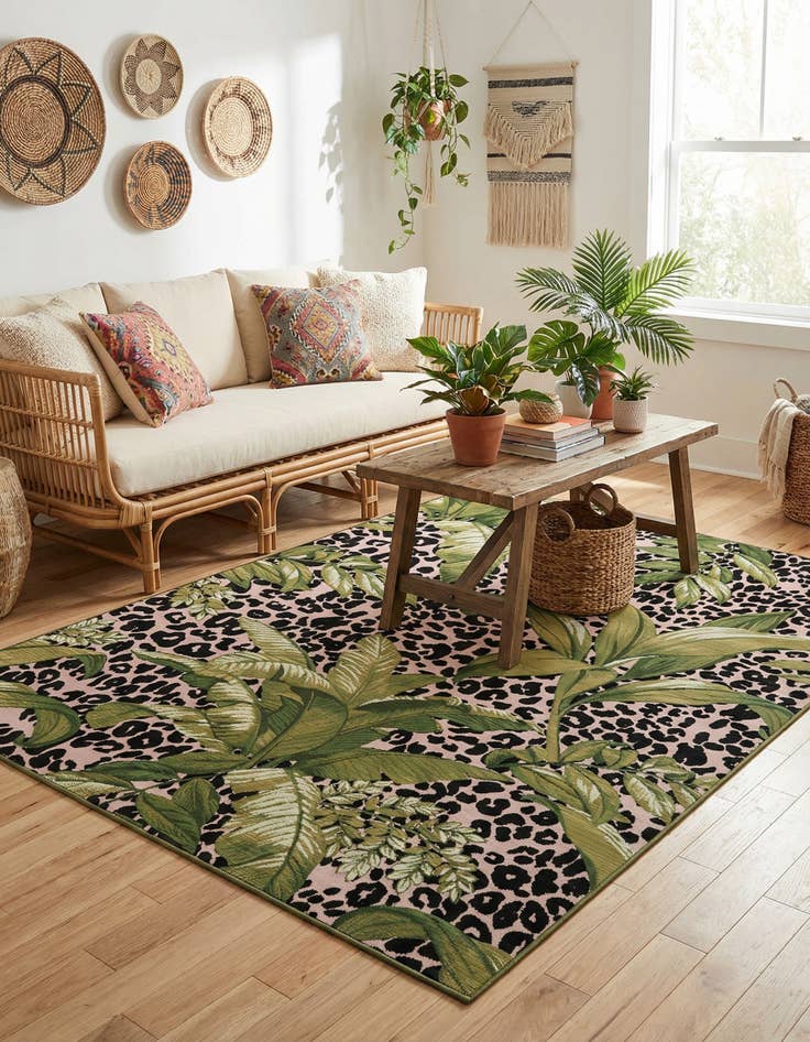 Detail image of 6' x 9' Easy-Clean Botanical Indoor / Outdoor Rug