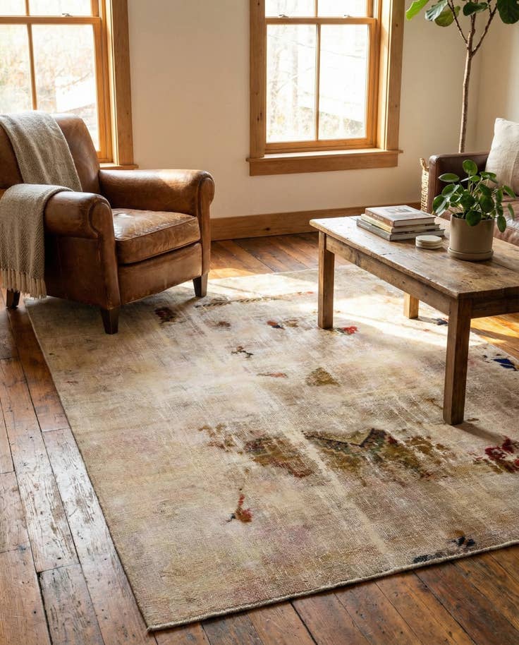 Detail image of 4' 7 x 6' Hand Knotted Ultra Vintage Persian Wool Rug