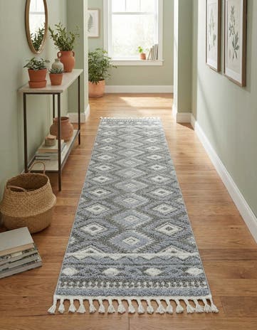 2' 7 x 12' Boho Runner Rug