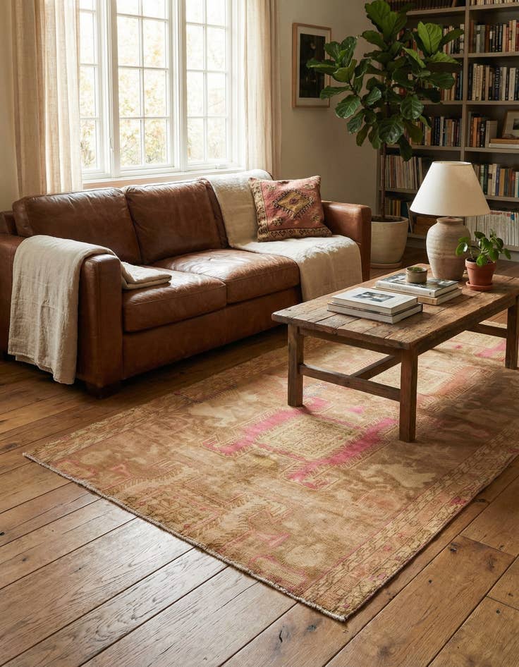 Detail image of 3' 7 x 6' 7  Hand Knotted Ultra Vintage Persian Wool Rug