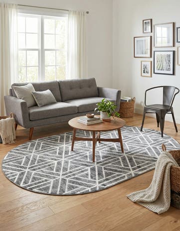 Gray Lattice Trellis Oval Rug