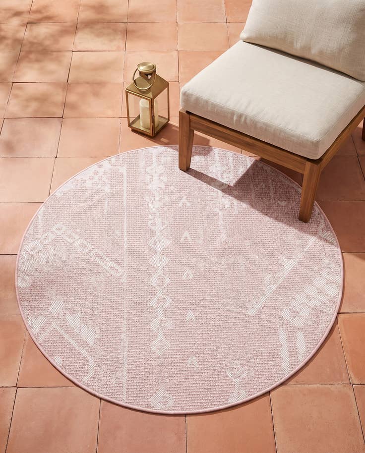 Detail image of 3' x 3' Easy-Clean Bohemian Indoor / Outdoor Round Rug
