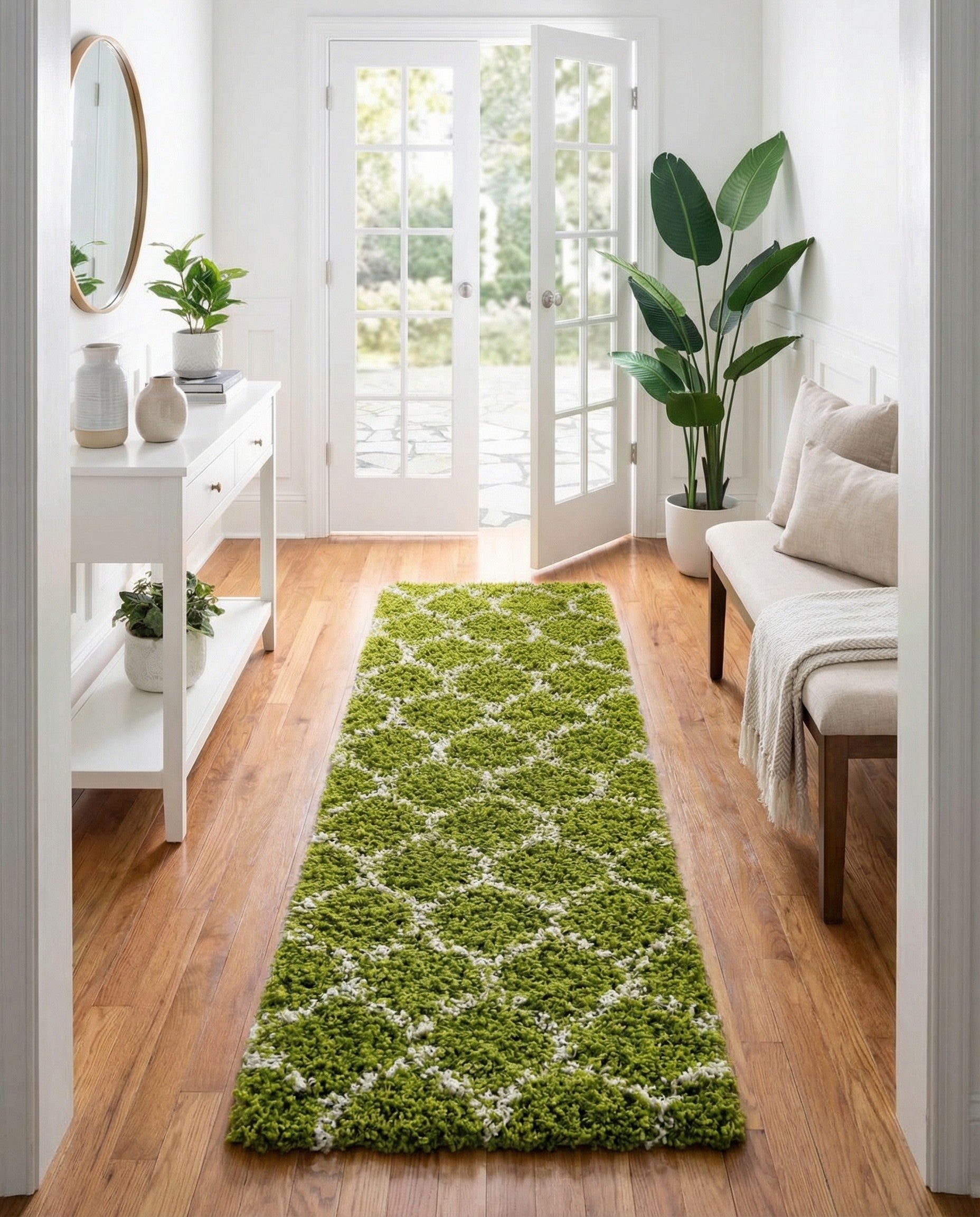  2' 7 x 12' Lattice Shag Runner Rug
