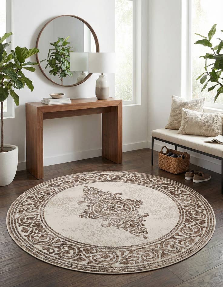 Detail image of 4' x 4' Hermitage Round Rug