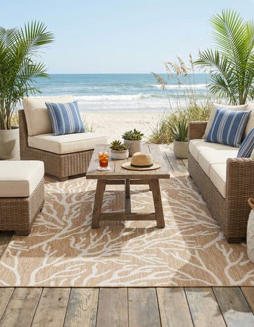 5' 3 x 8' Easy-Clean Coastal Indoor / Outdoor Rug
