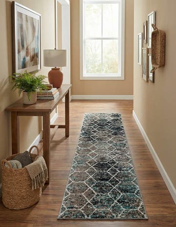 2' x 10' Lattice Frieze Runner Rug