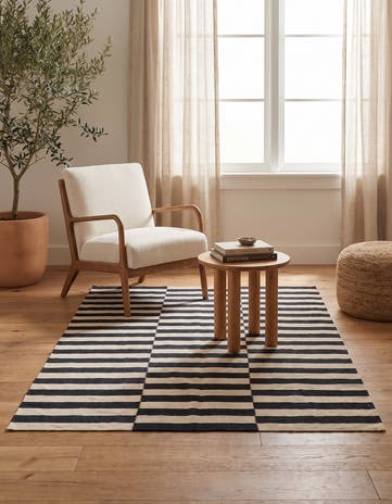 4' 3 x 5' 10 Hand Woven Kilim Modern Wool Rug