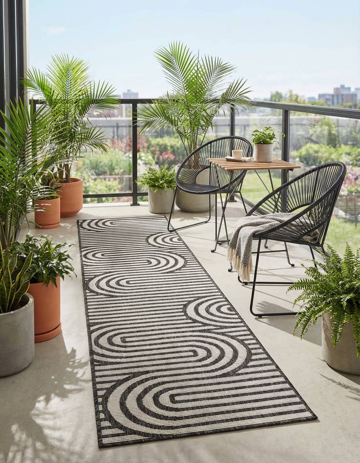 Detail image of 2' x 8'  Washable Modern Indoor / Outdoor Runner Rug