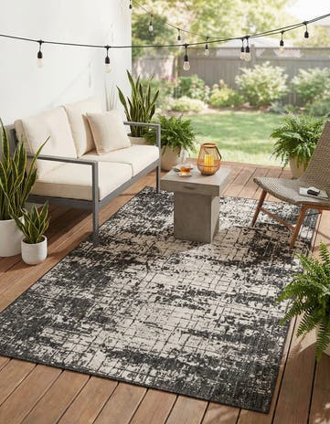 5' 3 x 8' Easy-Clean Modern Indoor / Outdoor Rug