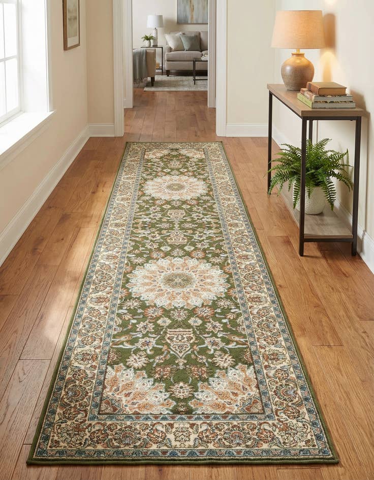 Detail image of 2' 7 x 10'  Washable Traditional Indoor / Outdoor Runner Rug