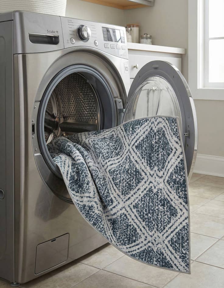 Detail image of  2' x 3' Kamala Washable Rug