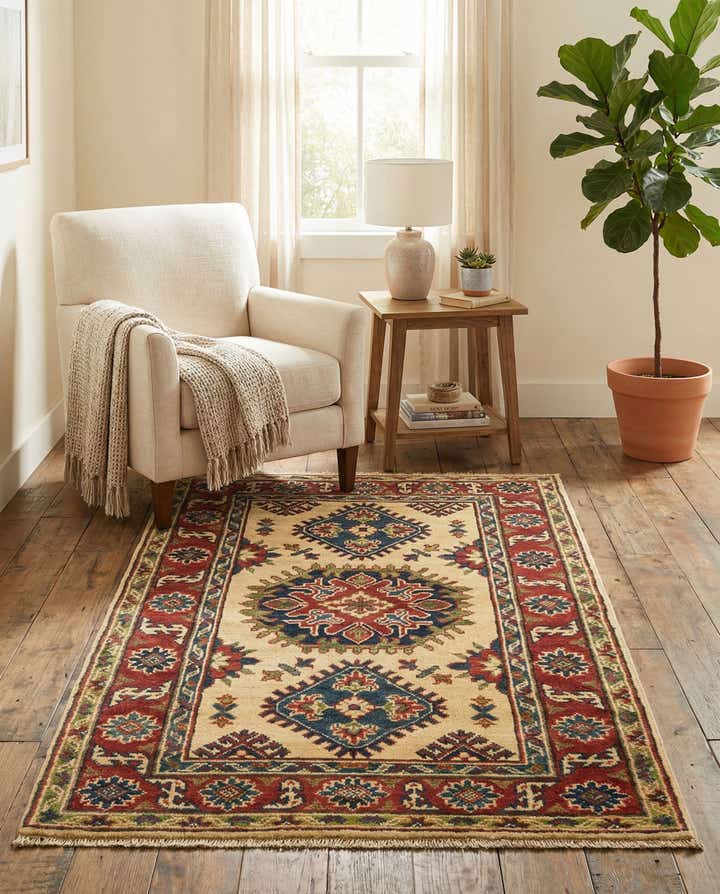 2' 7 x 4' 1 Hand Knotted Kazak Rug