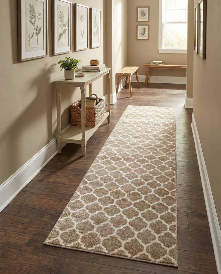 Detail image of 2' 7 x 10' Lattice Runner Rug