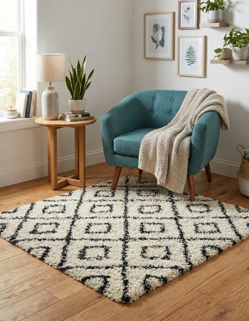 3' 3 x 3' 3 Lattice Shag Square Rug